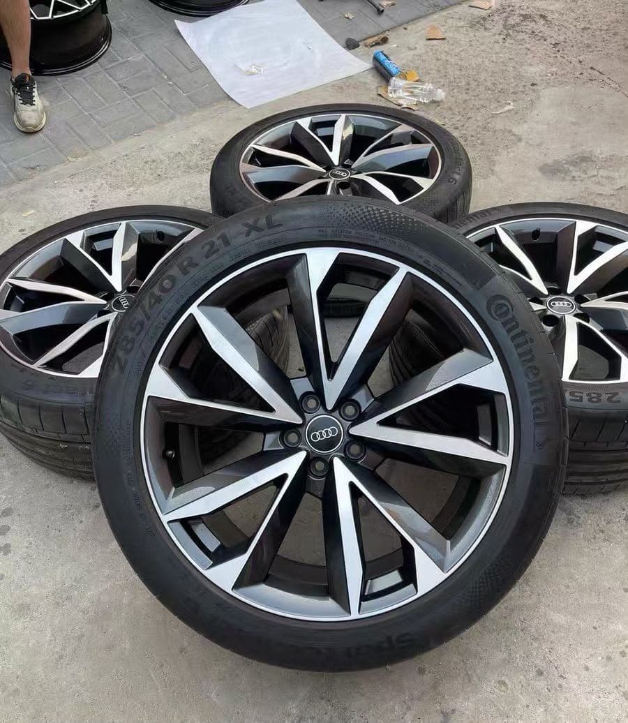 All Types of Chrome Wheels. 