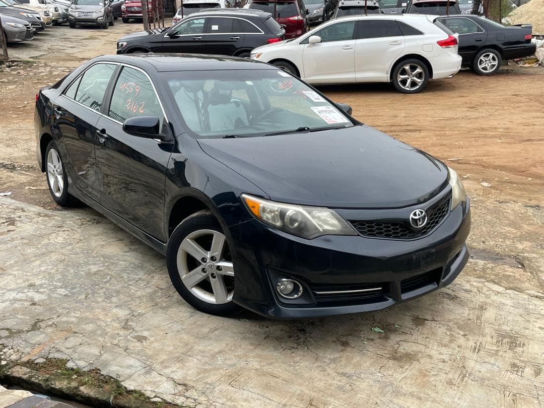 TOYOTA CAMRY 2013, AUTOMATIC
