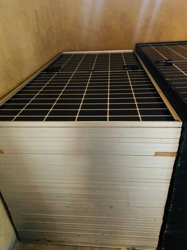 600w Jinki Bifacial Solar Panel - Call 07043781829