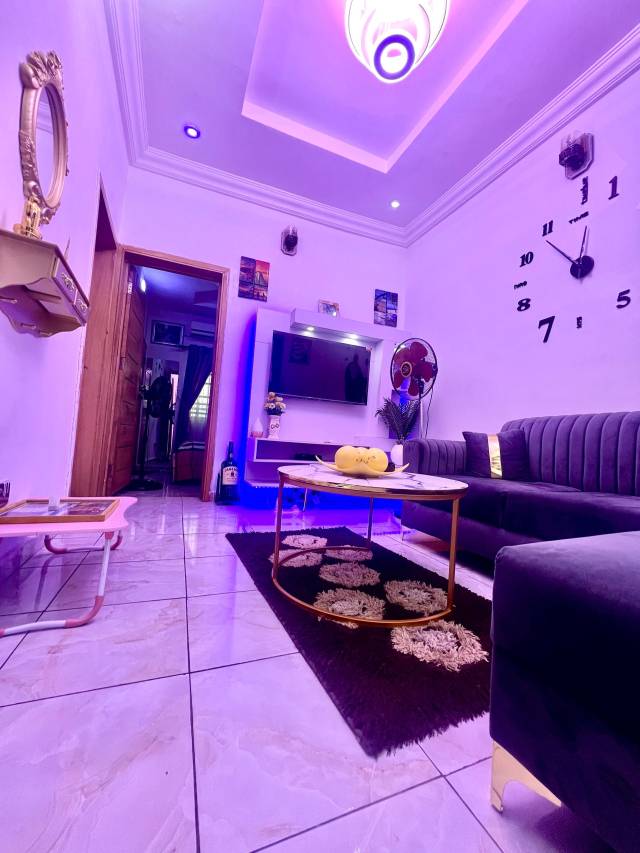 Mini Flat Shortlet In Lekki - Call 08181718030