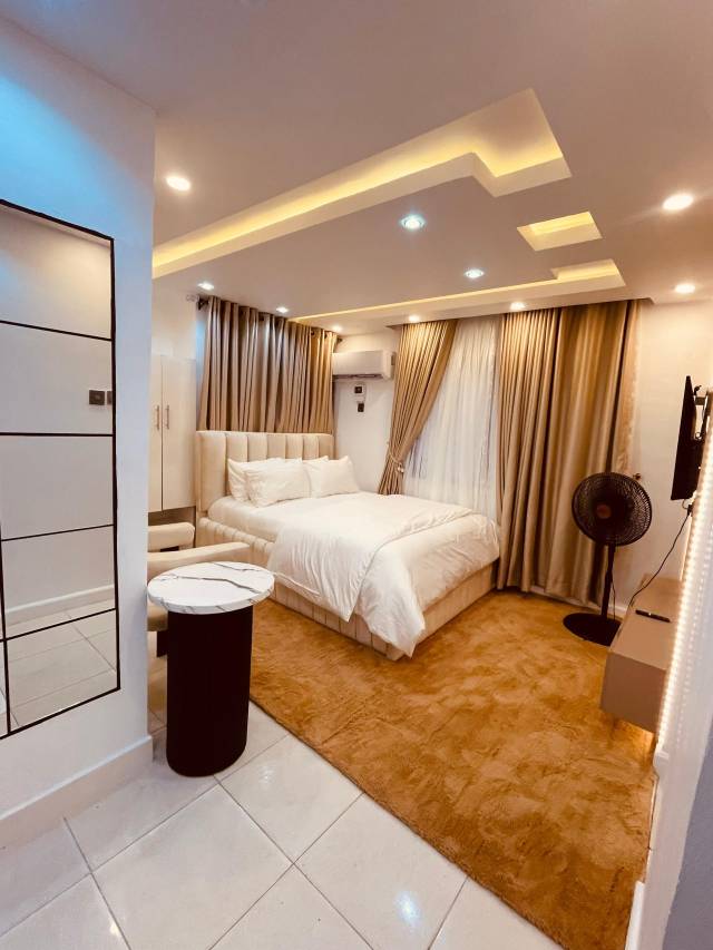 Affordable Luxury Selfcon Shortlet In VI With Class - Call 07035814232