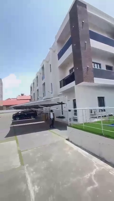 4 Bedroom Terrace Duplex In Ikoyi - Call 07033104353