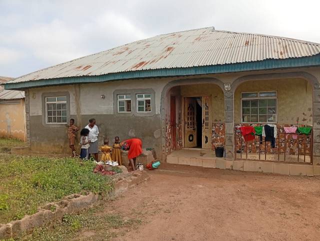 Property For Sale In Eyenkorin Ilorin - Call 07030518036