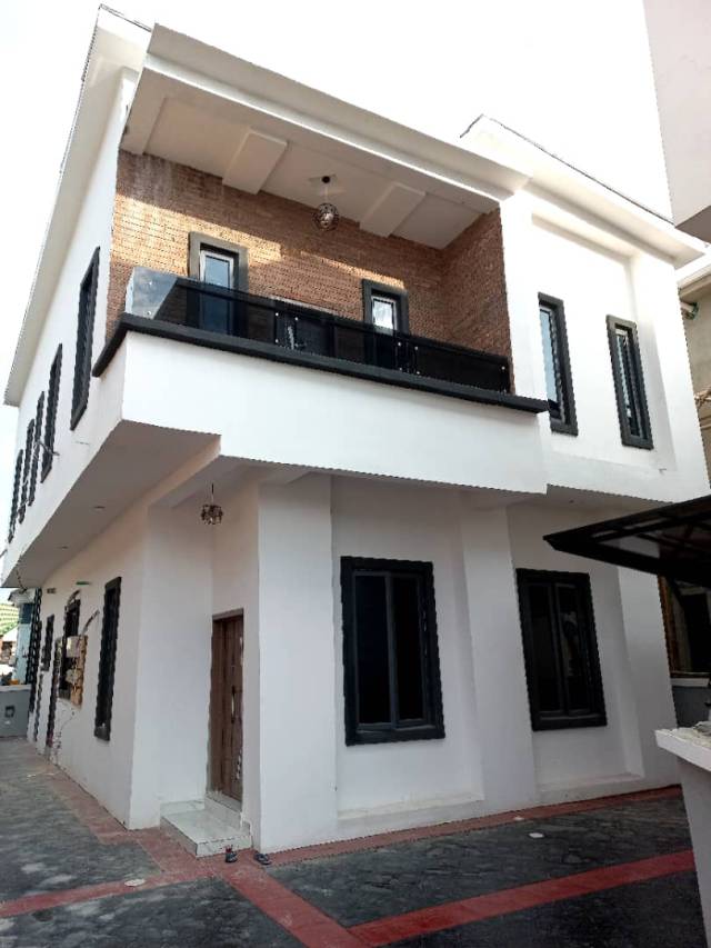 4 Bdr Fully Detached Duplex With BQ In Thomas Estate Ajah - CALL 08067522029