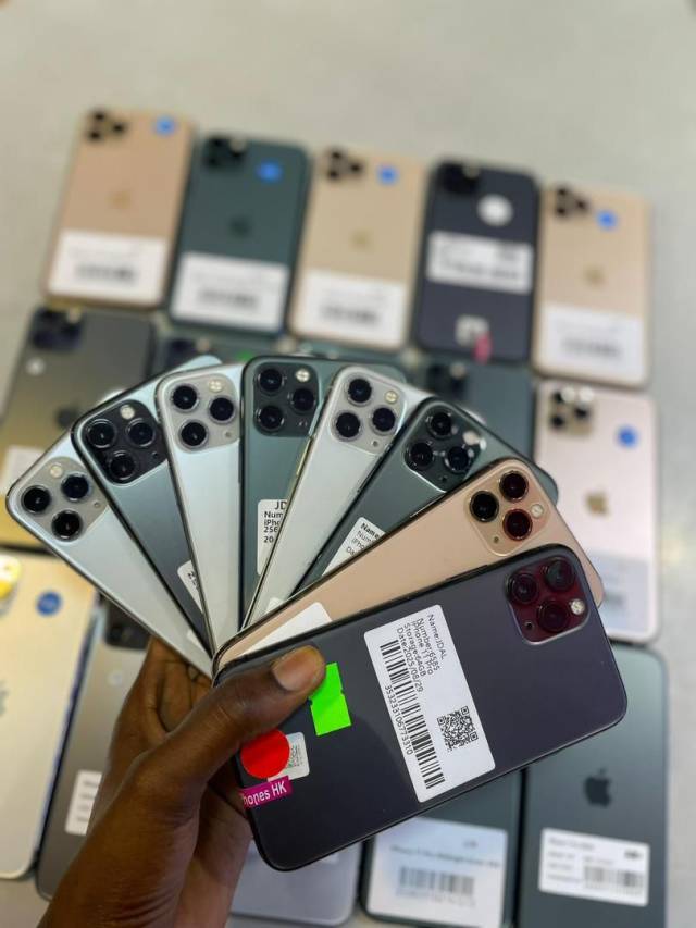 Clean UK Used IPhone 11 Pro - CALL 07062454854