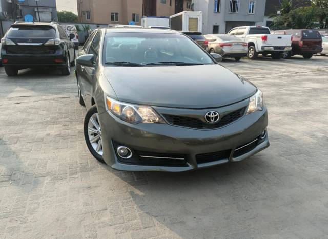 Direct Tokunbo 2013 Camry Hybrid - CALL 07025397011