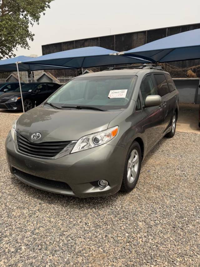 Direct Tokunbo Sienna 2012 - Call 08036355177