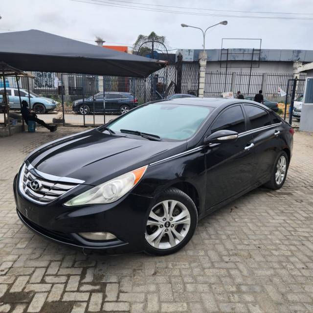 Nigerian Used 2011 Sonata For Sale In Lagos - Call 08063479157