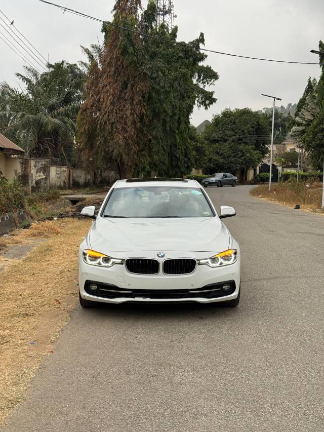 Clean 2016 BMW 328i For Sale In Abuja - Call 08066408088
