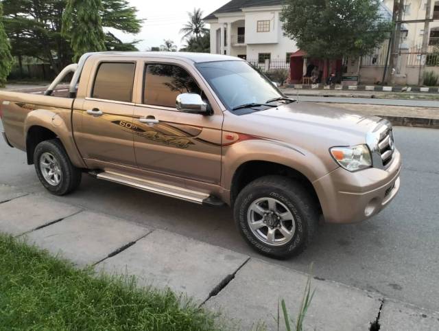 Hilux 2015 IVM (Call 08119498633)