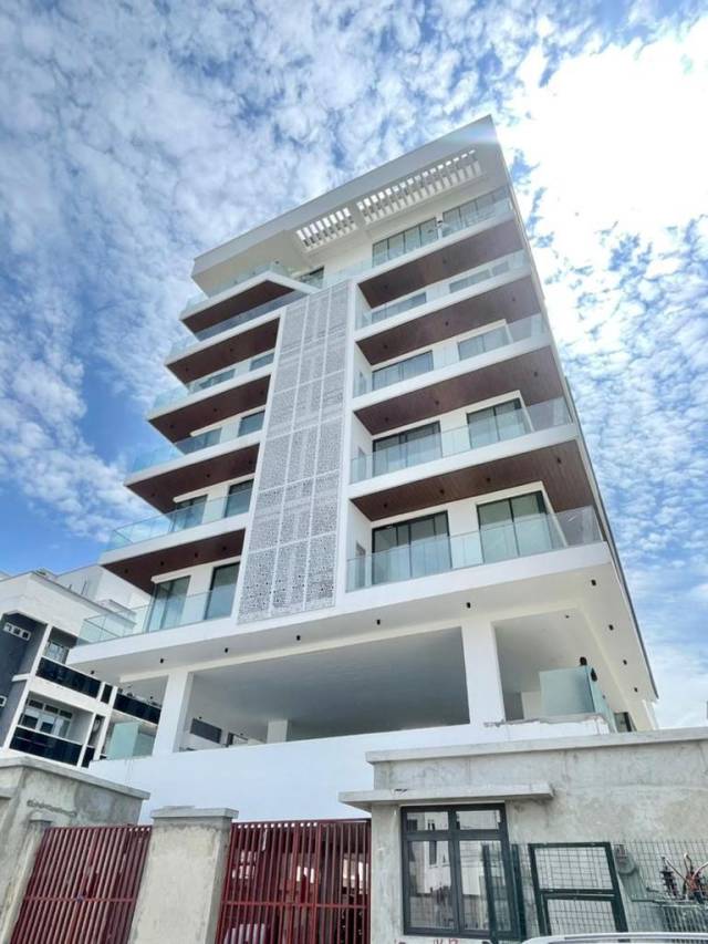 4 BED PENTHOUSE AND 3 BED APARTMENT IN IKOYI - CALL 09121189076