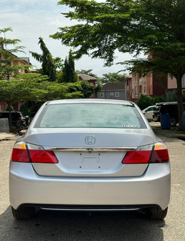 Honda Accord 2015 10M Slightly Negotiable