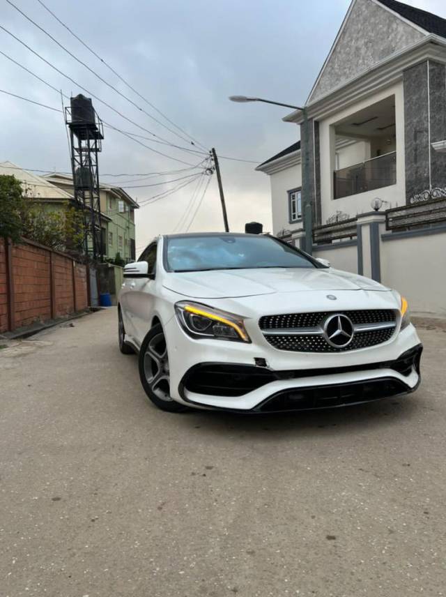 Mercedes Benz CLA 250