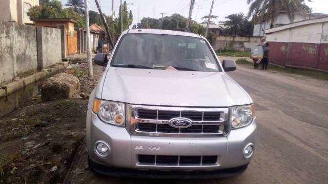 2010 Ford Escape