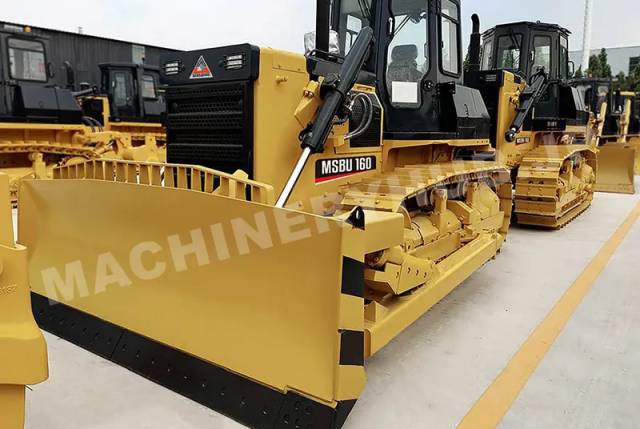 Massive MSBU 160 Bulldozer For Sale In Nigeria