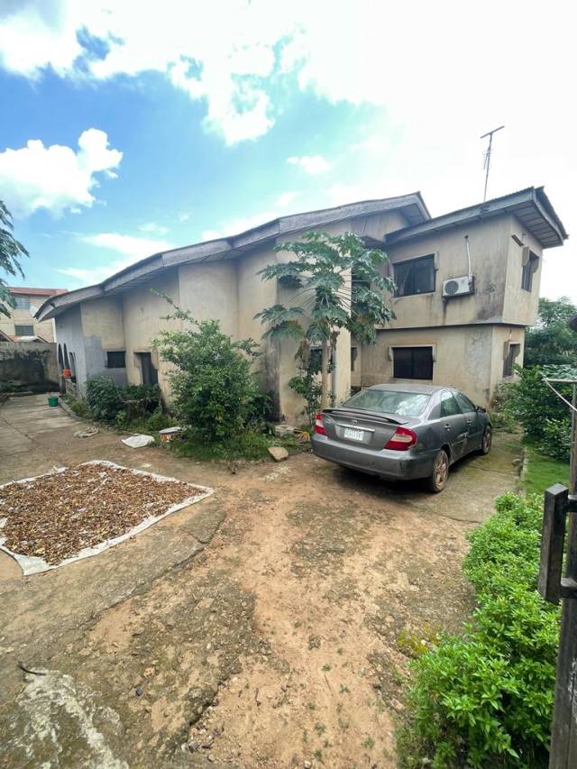 We Are Selling This Duplex House At Sabo-Shagamu - Call 07061166000
