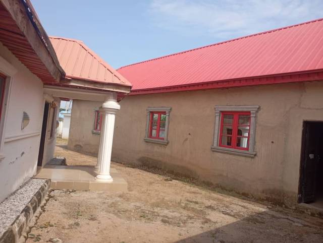 A Compound Of 3bedroom A 1Bed BQ For Rent At Gwagwalada - Call 08054730123