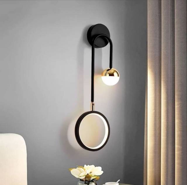 We Sell Beautiful Varieties Of Wall Light - Call 08106914709