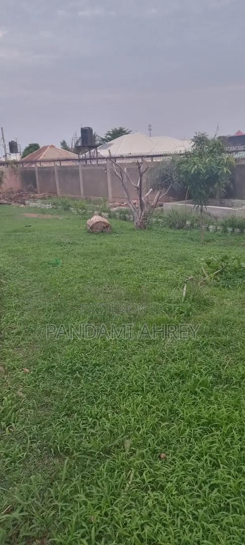 10 Hectare Plot Of Land At Nassarawa State - Call 07044116672