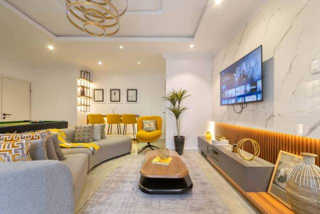 3 Bdr Apt At Lekki With Good Security For Shortlet - Call 08109286684