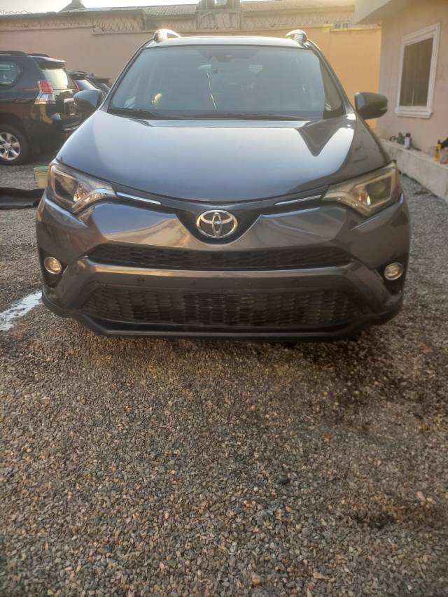 TOKS Standard 2015 Toyota RAV4 Limited AWD