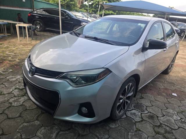 Toyota Corolla 2016