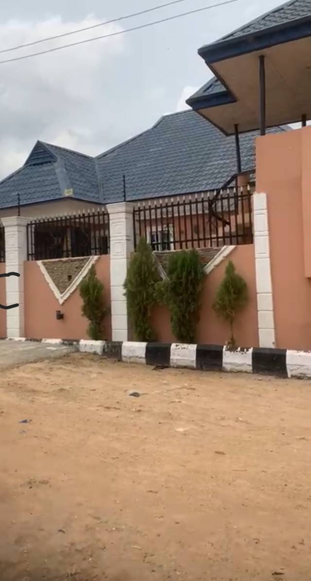 Bungalow For Sale At Magboro
