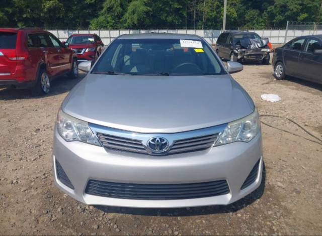 2013 Toyota Camry 13.5m