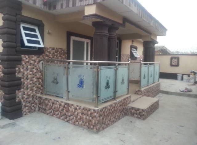 3BEDROOM BUNGALOW WITH POP ON HALF PLOT OF LAND