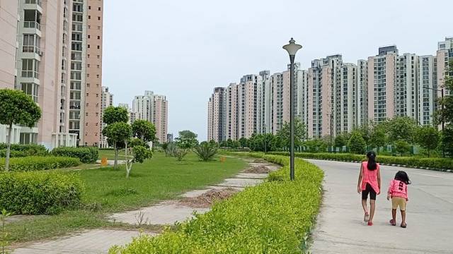 Resale Property In Noida, Greater Noida