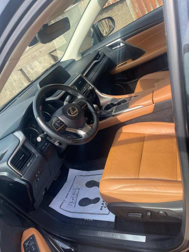 Tokunbo RX350 AWD 2021