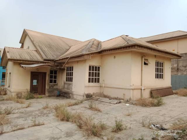 5 Bedroom House On A Plot Of Land At Arepo - Call 08034056529