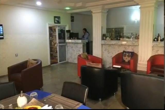 18 Room Hotel With Swimming Pool In New Owerri - Call 08030921218